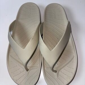 Crocs Flip Flops Women Size 10 Beige Thong Sandals Lightweight Comfort Casual